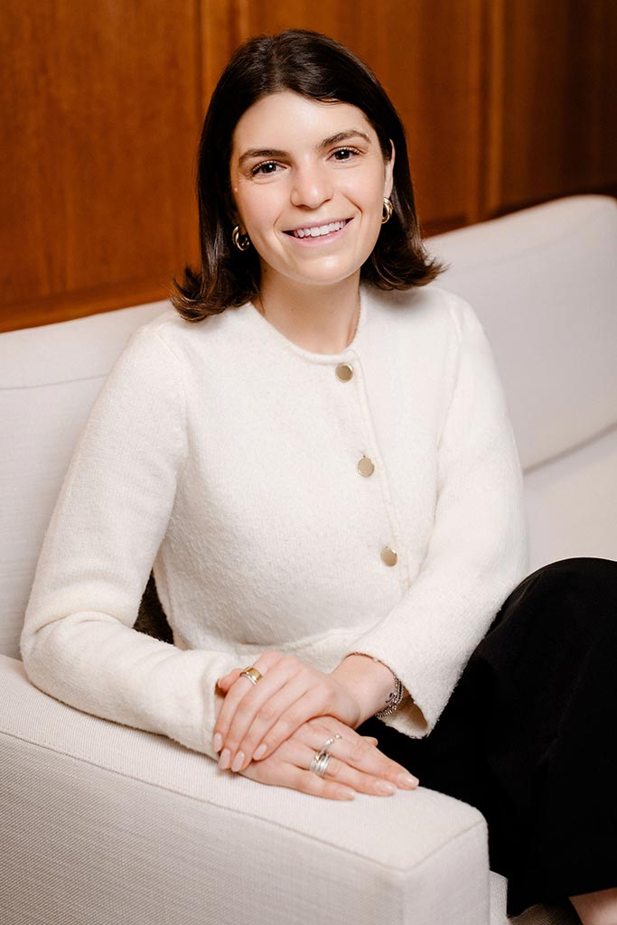Dr. Josie Schwartz headshot
